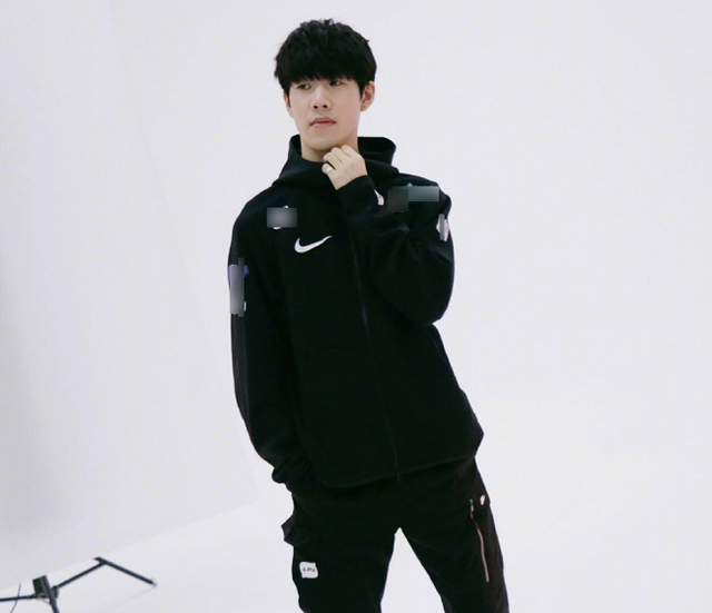 拒绝让二追三，T13：2击败KT挺进决赛