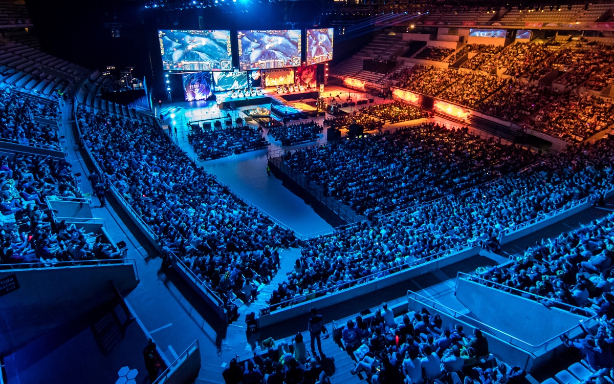 WBG官博晒照：今天也是投入认真训练的微博哥