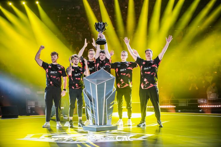 【lpl战报】TES 2-0 WBG：Wayward蛮王砍翻全场 TES收获七连胜